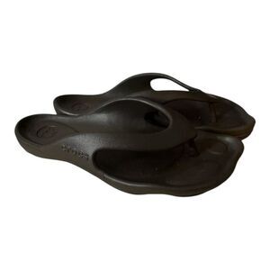 Crocs ABF Almost Barefoot Women Size 6 Dark Brown Flip Flop Sport Sandals Rubber